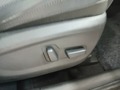 Vue des boutons de commande des sièges électriques