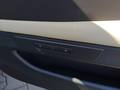 Vue des boutons de commande des sièges électriques