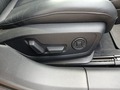 Vue des boutons de commande des sièges électriques