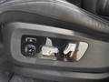Vue des boutons de commande des sièges électriques