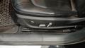 Vue des boutons de commande des sièges électriques