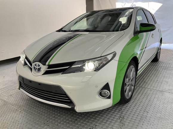 Náhled zpředu zleva