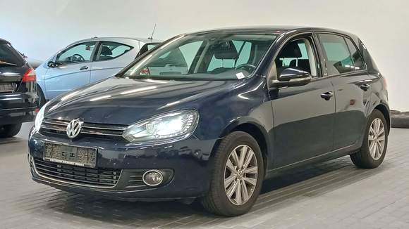 Pogled levo spredaj