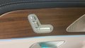 Vue des boutons de commande des sièges électriques arrière