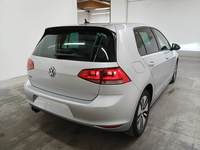 Vue de l’arrière droit