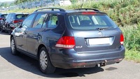 Pogled levo zadaj