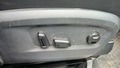 Vue des boutons de commande des sièges électriques