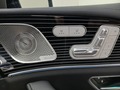 Vue des boutons de commande des sièges électriques