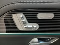 Vue des boutons de commande des sièges électriques arrière