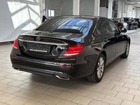 Вид сзади справа