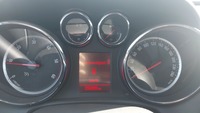 Pogled kombi instrument