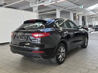 Вид сзади справа