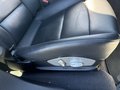 Vue des boutons de commande des sièges électriques