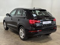 Pogled od pozadi levo