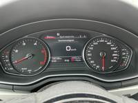 Вид на приборную панель