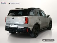 Pogled od pozadi desno