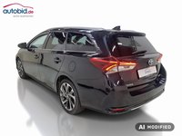 Pogled od pozadi levo