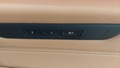 Vue des boutons de commande des sièges électriques