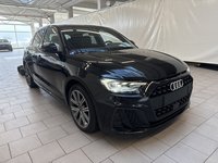 Skats no labās puses priekšā