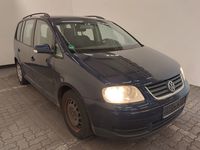 Pogled desno spredaj