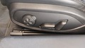 Vue des boutons de commande des sièges électriques