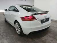 Widok z tyłu po stronie lewej