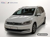 Pogled od napred levo