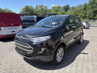 Pogled od napred levo