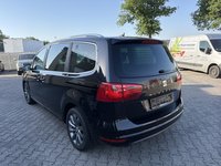 Pogled od pozadi levo