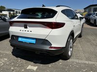 Pogled od pozadi desno