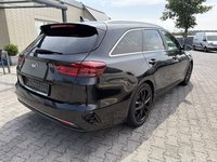 Pogled od pozadi levo