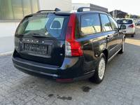 Pogled od pozadi desno