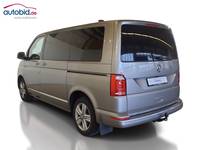 Pogled levo zadaj