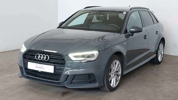 Pogled levo spredaj