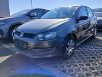 Pogled levo spredaj
