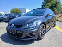 Pogled levo spredaj