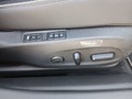 Vue des boutons de commande des sièges électriques