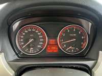 Pogled kombi instrument