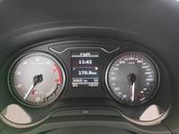 Вид на приборную панель