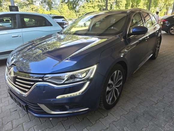 Pogled levo spredaj