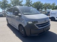 Вид спереди справа