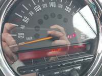 Pogled kombi instrument