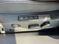 Vue des boutons de commande des sièges électriques