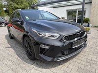 Вид спереди справа