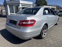 Вид сзади справа
