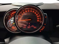 Pogled kombi instrument