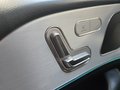 Vue des boutons de commande des sièges électriques