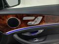 View of control buttons for electric seat adjustment