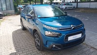 Вид спереди справа