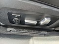 Vue des boutons de commande des sièges électriques